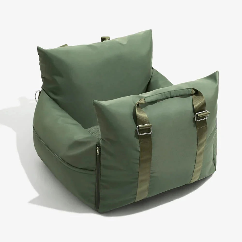 Car bed for dog: Comfort and safety on the move